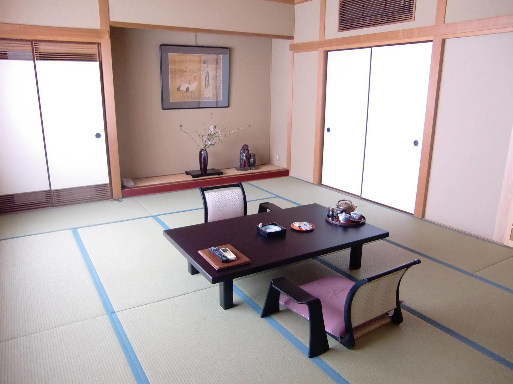 Kissenkan Chikusuitei Gero Extérieur photo